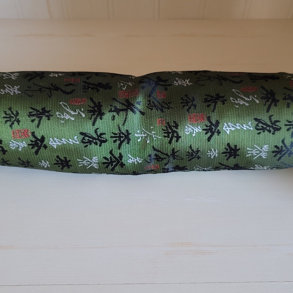 Buckwheat neck pillow